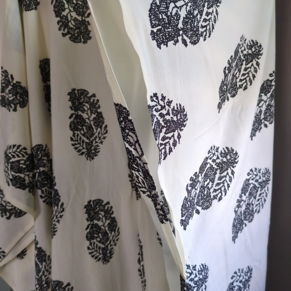 Open Front kimono - Picture 11 of 16
